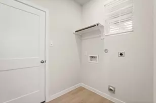 17852 Lionheart Rd, Conroe, TX 77306 - Photo 4