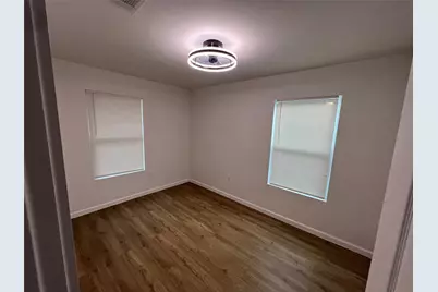 5823 Pershing Street, Houston, TX 77033 - Photo 10
