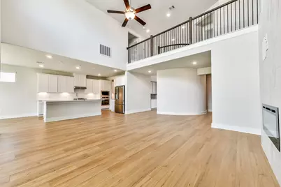 13602 Hartwell Bend Drive, Texas City, TX 77568 - Photo 10