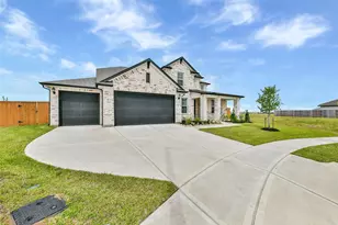 13602 Hartwell Bnd Dr, Texas City, TX 77568 - Photo 2