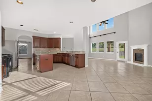 6323 Falling Briar Lane, Sugar Land, TX 77479 - Photo 24
