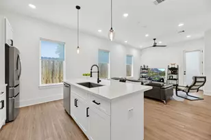 869 Mansfield St, Houston, TX 77091 - Photo 14