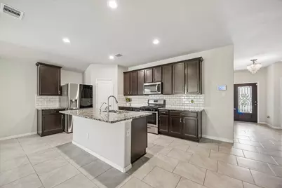 7542 Highland Chase Drive, Richmond, TX 77407 - Photo 6