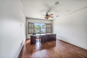 4911 Imperial St, Bellaire, TX 77401 - Photo 28