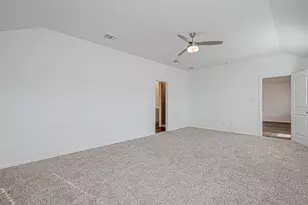 532 Comal Trl, Dayton, TX 77535 - Photo 16