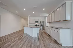 532 Comal Trl, Dayton, TX 77535 - Photo 10