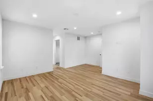 4718 N Braeswood Blvd, Houston, TX 77096 - Photo 32