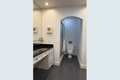 35 Litchfield Lane #229, Houston, TX 77024 - Photo 18