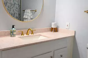 35 Litchfield Ln, Houston, TX 77024 - Photo 20
