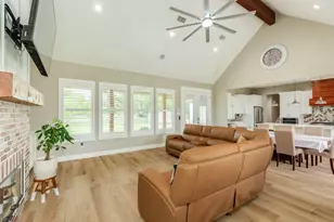 206 Black Oak Dr, Angleton, TX 77515 - Photo 12