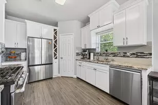 2522 Knoll Shadows Ln, Katy, TX 77449 - Photo 4