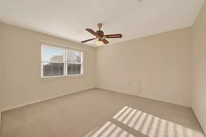 6210 Claridge Drive, Houston, TX 77096 - Photo 32