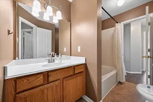 9302 Cantata Ct, Houston, TX 77040 - Photo 24