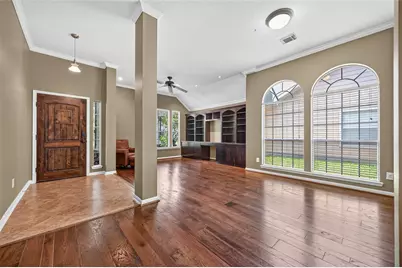 9302 Cantata Court, Houston, TX 77040 - Photo 4