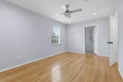 4926 Edfield Street, Houston, TX 77033 - Photo 10
