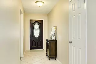 530 Tall Timber Dr, West Columbia, TX 77486 - Photo 4