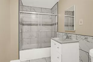 305 N Live Oak St, Houston, TX 77003 - Photo 12