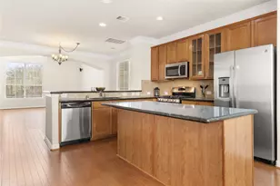 3334 Clearview Villa Way, Houston, TX 77025 - Photo 10