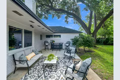 5827 Dumfries Drive, Houston, TX 77096 - Photo 34