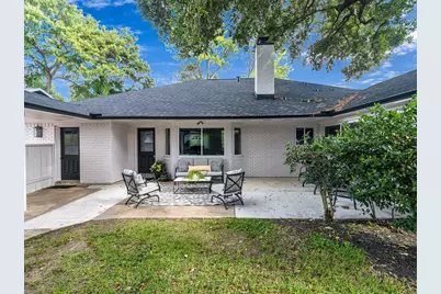 5827 Dumfries Drive, Houston, TX 77096 - Photo 36
