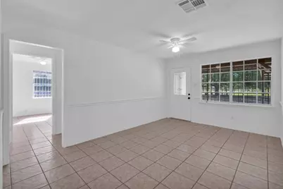 3922 Simsbrook Drive, Houston, TX 77045 - Photo 12