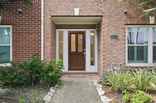 1001 Van Buren St, Houston, TX 77019 - Photo 6