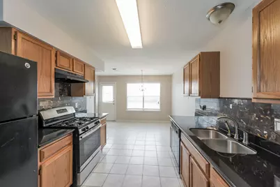 8906 Belle Glen Drive, Houston, TX 77099 - Photo 8