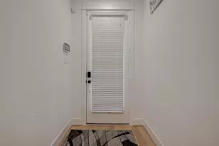 2726 Anita St, Houston, TX 77004 - Photo 4