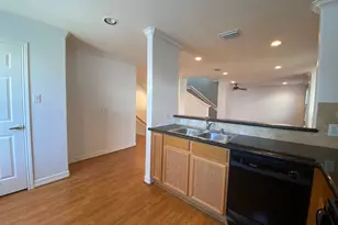 3710 Sherwood Ln, Houston, TX 77092 - Photo 14