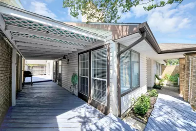 1723 Plumbwood Way, Houston, TX 77058 - Photo 26