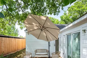 4805 Southwind St, Houston, TX 77033 - Photo 22