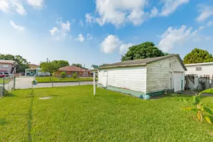 5519 Menard Ave, Galveston, TX 77551 - Photo 10