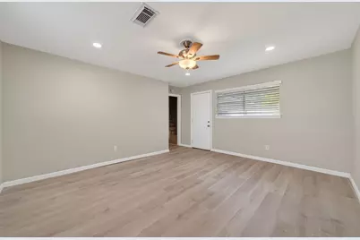 702 Rosewood Drive, Baytown, TX 77520 - Photo 40