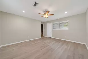 702 Rosewood Dr, Baytown, TX 77520 - Photo 40