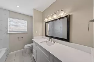 702 Rosewood Dr, Baytown, TX 77520 - Photo 32