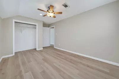 702 Rosewood Drive, Baytown, TX 77520 - Photo 30