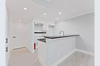 8110 Albacore Drive #12, Houston, TX 77074 - Photo 4