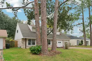 10647 Hazelhurst Dr, Houston, TX 77043 - Photo 42