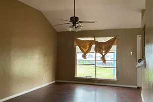 5122 Kent Dr, Pasadena, TX 77505 - Photo 2