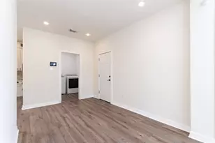 14102 Briarhills Pkwy, Houston, TX 77077 - Photo 4