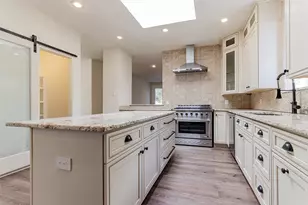 14102 Briarhills Pkwy, Houston, TX 77077 - Photo 12