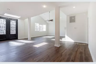 14102 Briarhills Parkway, Houston, TX 77077 - Photo 6