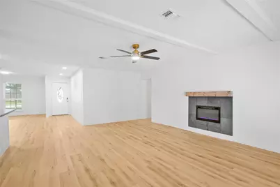 615 S 7th Street, La Porte, TX 77571 - Photo 18