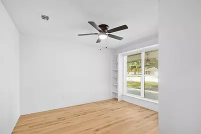 615 S 7th Street, La Porte, TX 77571 - Photo 30