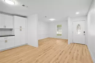 615 S 7th St, La Porte, TX 77571 - Photo 20