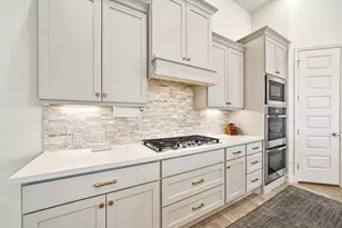17801 Parnassum Path, Conroe, TX 77302 - Photo 10