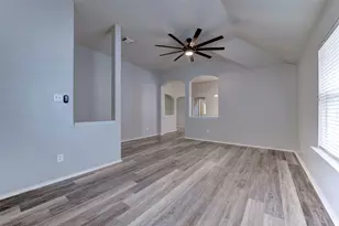 16143 Bantam Ridge Ct, Houston, TX 77053 - Photo 4