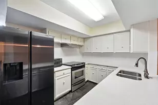 3108 Vossdale Rd, Houston, TX 77027 - Photo 6