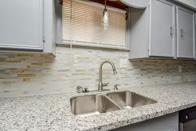 917 Defender Street, Houston, TX 77029 - Photo 8