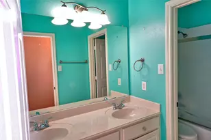 15230 Chimney Hill Cir, Houston, TX 77095 - Photo 12